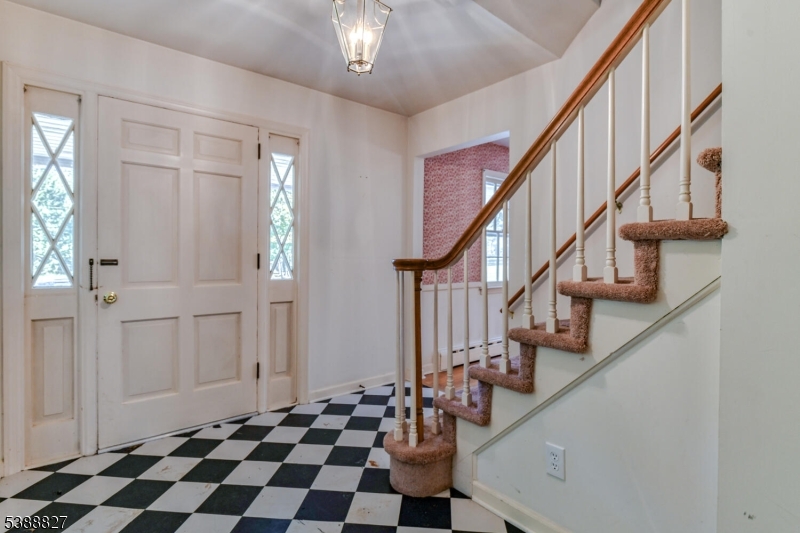 43 Sunlit Dr