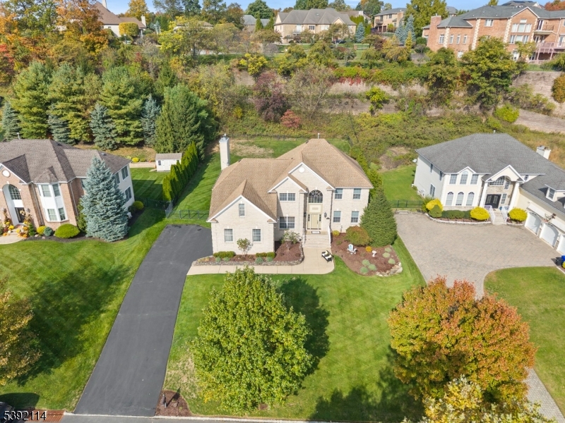 107 Hamilton Trl