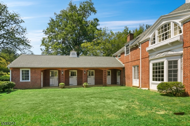49 Liberty Corner Rd