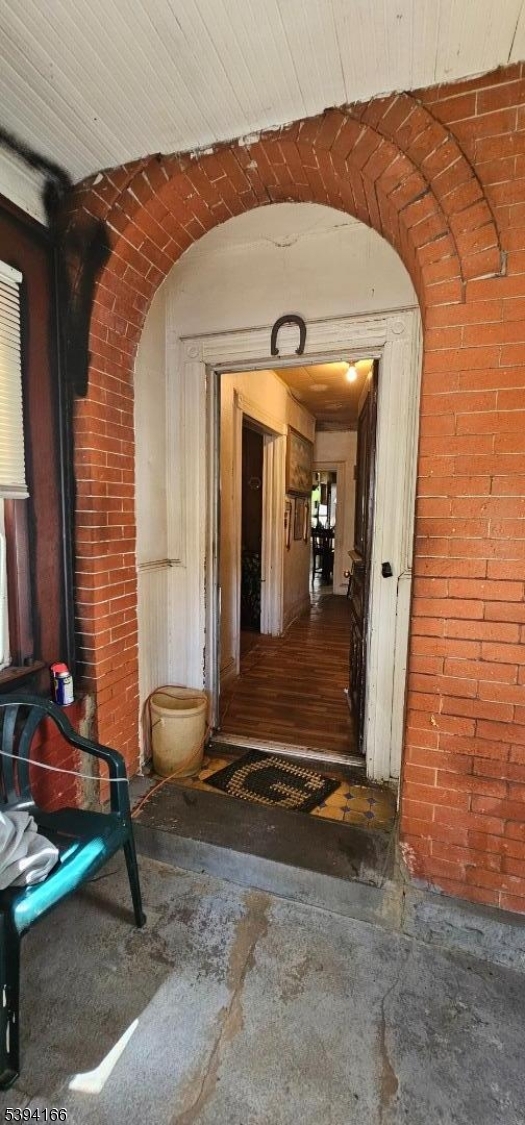 570 Summer Ave