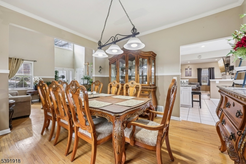 73 Edison Rd