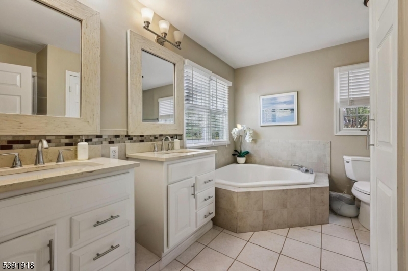 73 Edison Rd