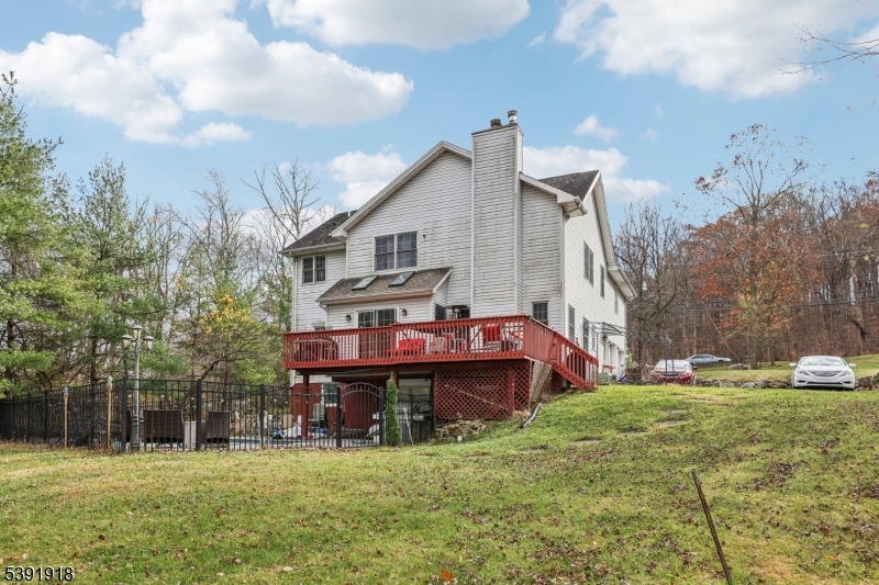 73 Edison Rd