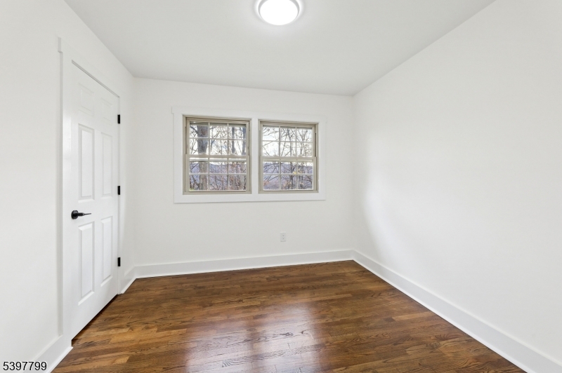 6 Van Buren Ave
