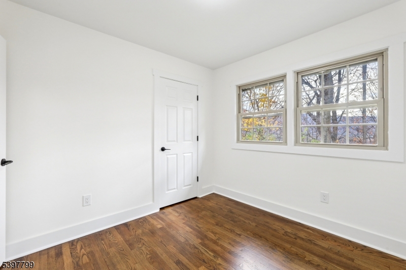 6 Van Buren Ave