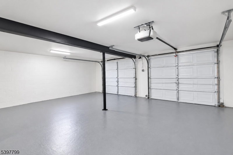 6 Van Buren Ave