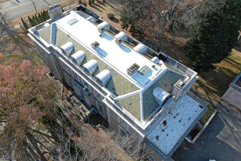 229 Ballantine Pkwy
