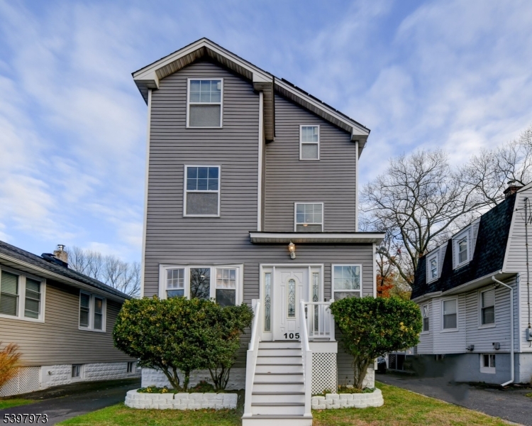 105 Battle Hill Ave