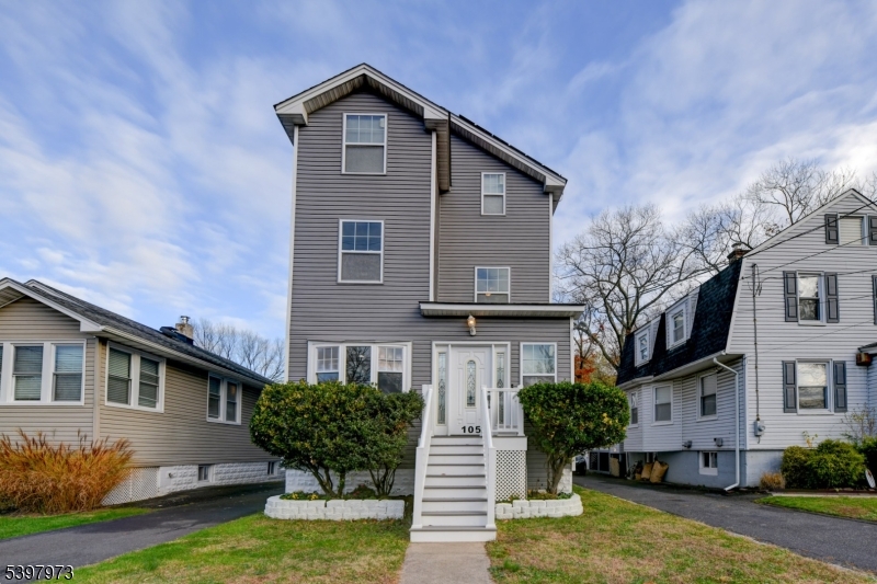 105 Battle Hill Ave