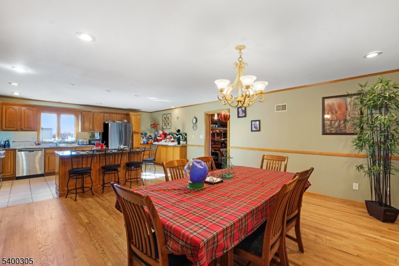 17 Pleasant Pl