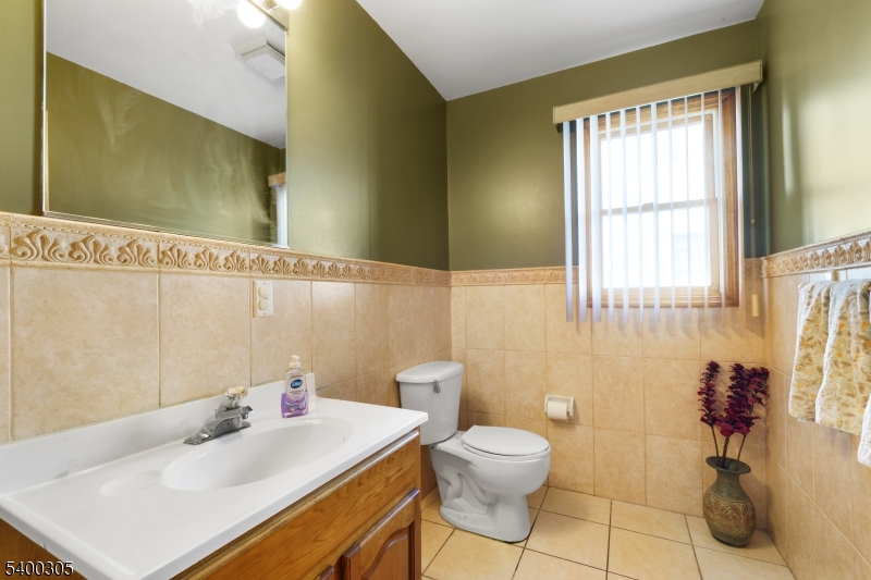 17 Pleasant Pl