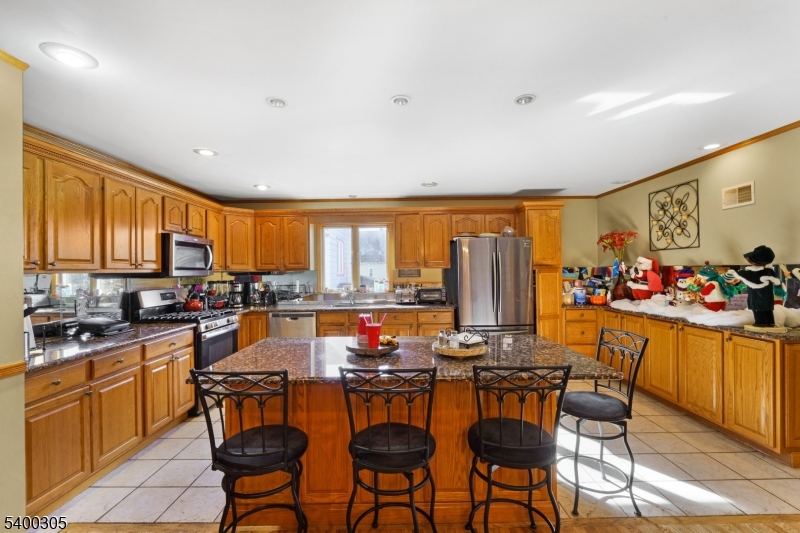 17 Pleasant Pl