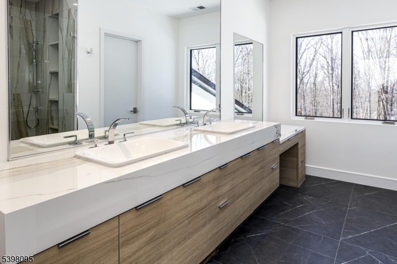 1 Juniper Pointe Trail