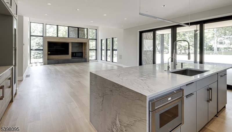 1 Juniper Pointe Trail
