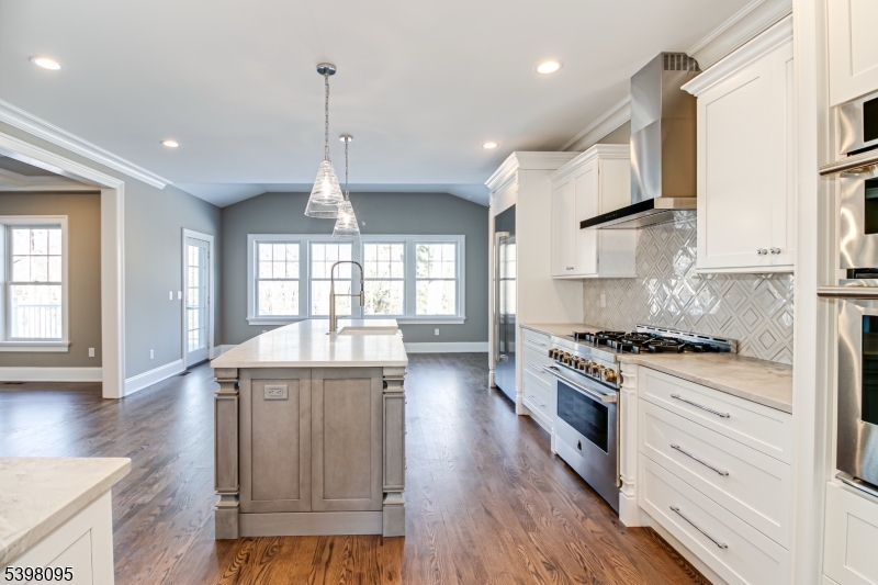 1 Juniper Pointe Trail
