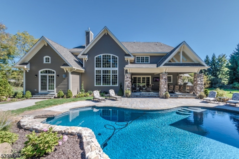 1 Juniper Pointe Trail