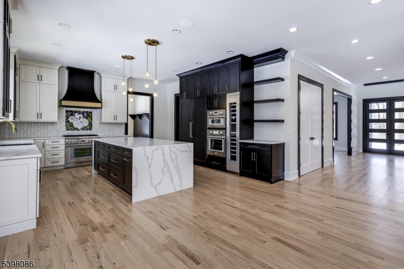 6 Harlow Pointe Cove