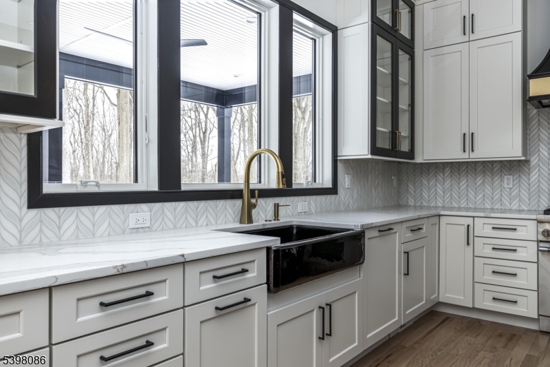 6 Harlow Pointe Cove