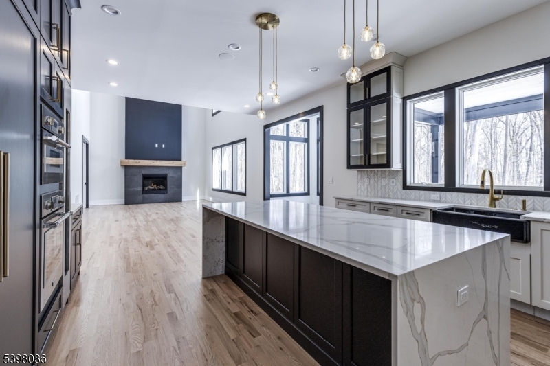 6 Harlow Pointe Cove