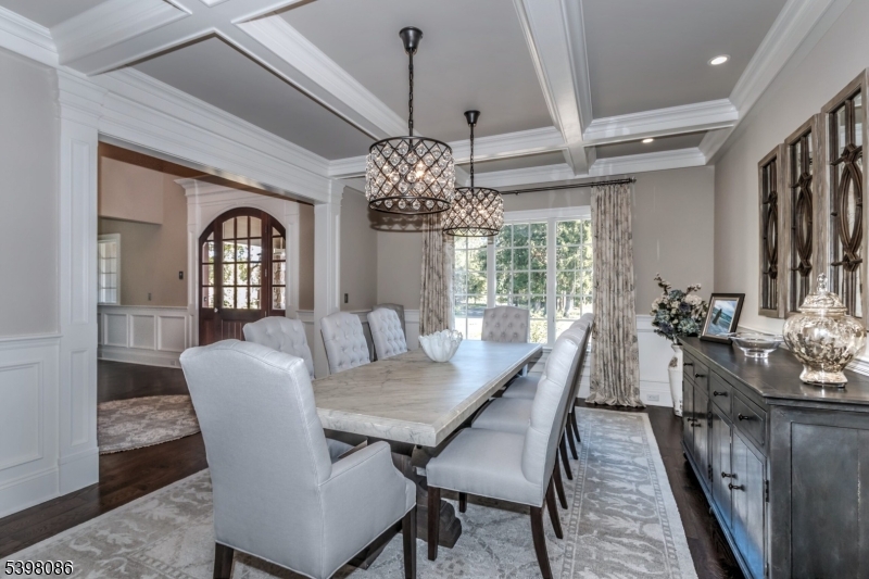 6 Harlow Pointe Cove