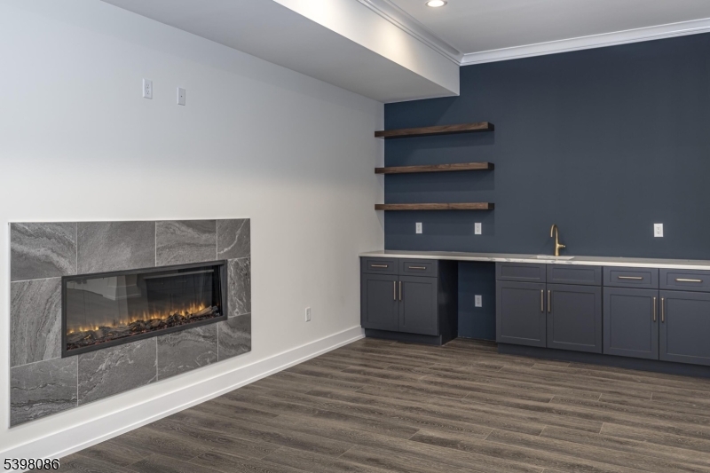 6 Harlow Pointe Cove
