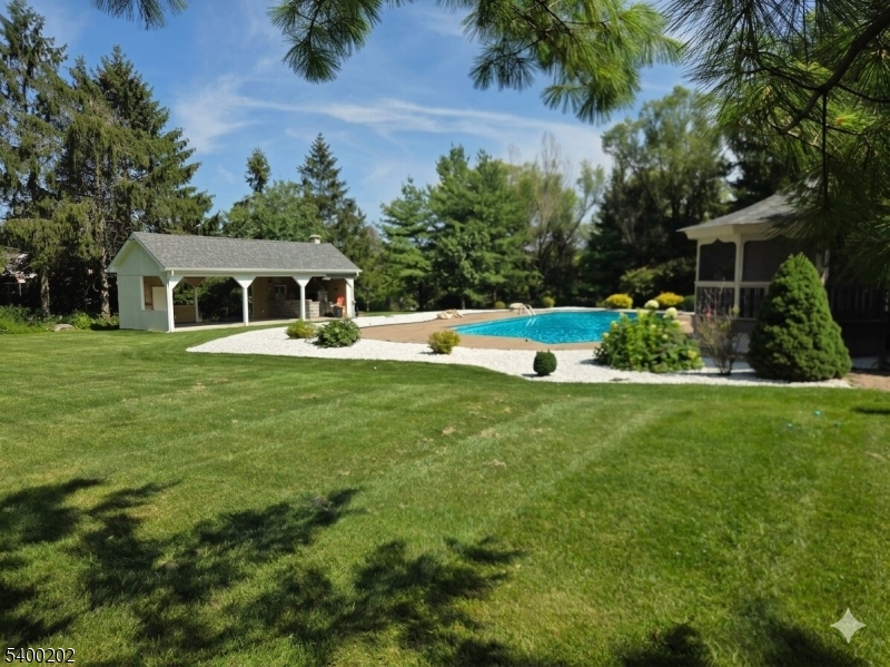 23 Deire Dr