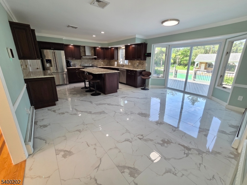 23 Deire Dr
