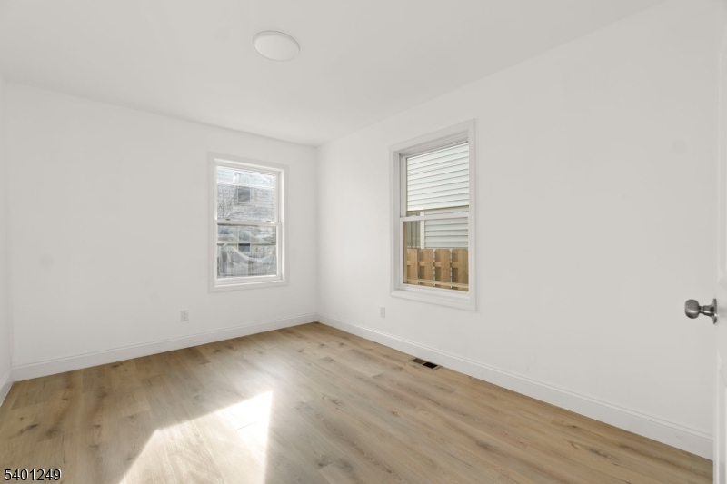 390 Clinton Pl