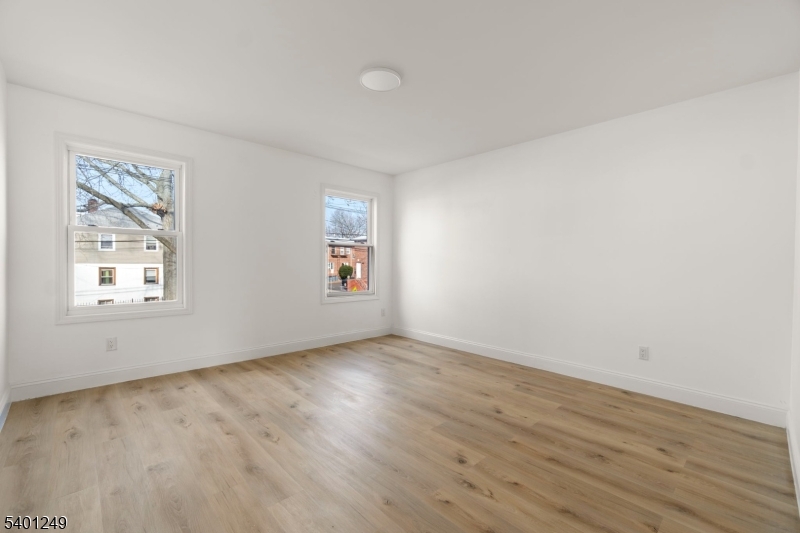 390 Clinton Pl