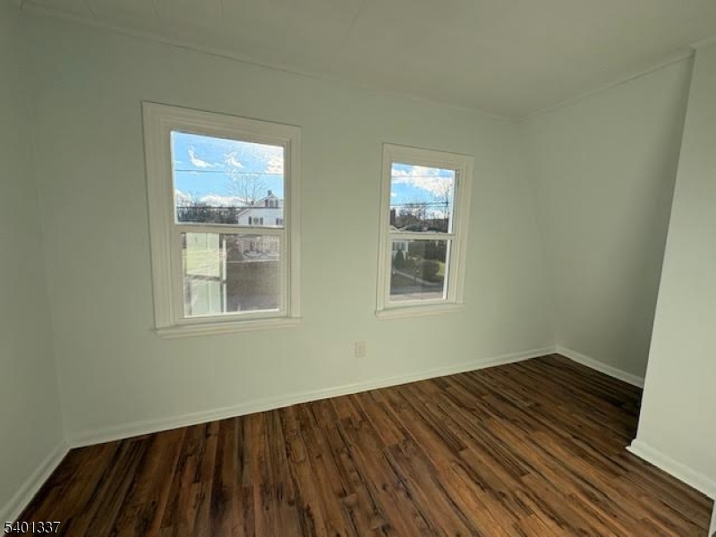 4 Whitehouse Ave