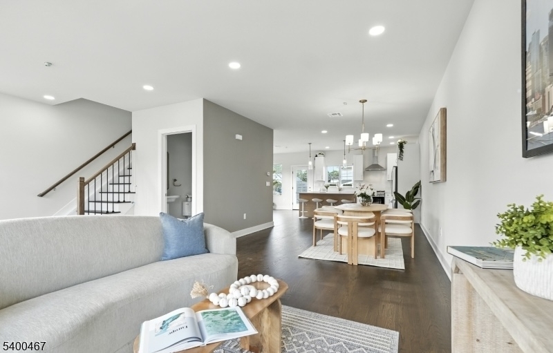 188 Canterbury Ave