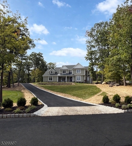 3 Bristol Ridge Rd