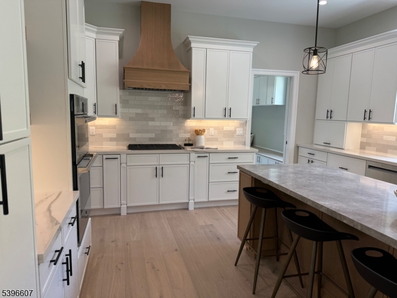 3 Bristol Ridge Rd
