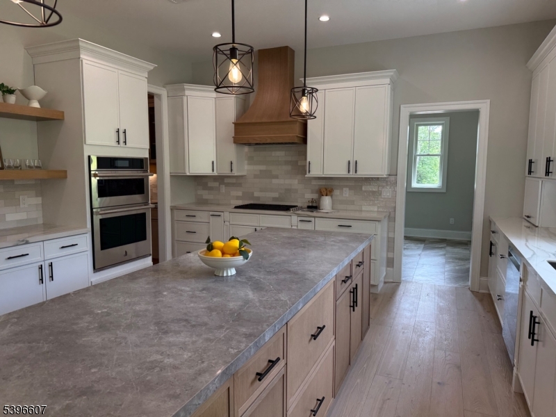 3 Bristol Ridge Rd