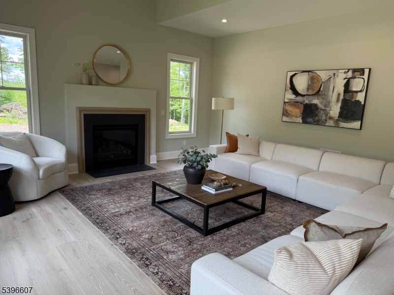 3 Bristol Ridge Rd