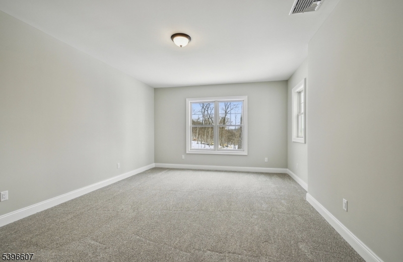 3 Bristol Ridge Rd
