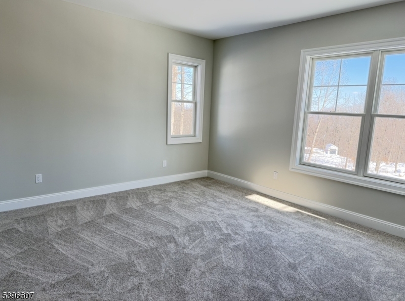 3 Bristol Ridge Rd