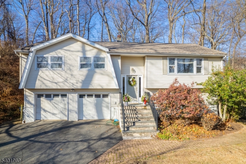 19 Ellsworth Ave
