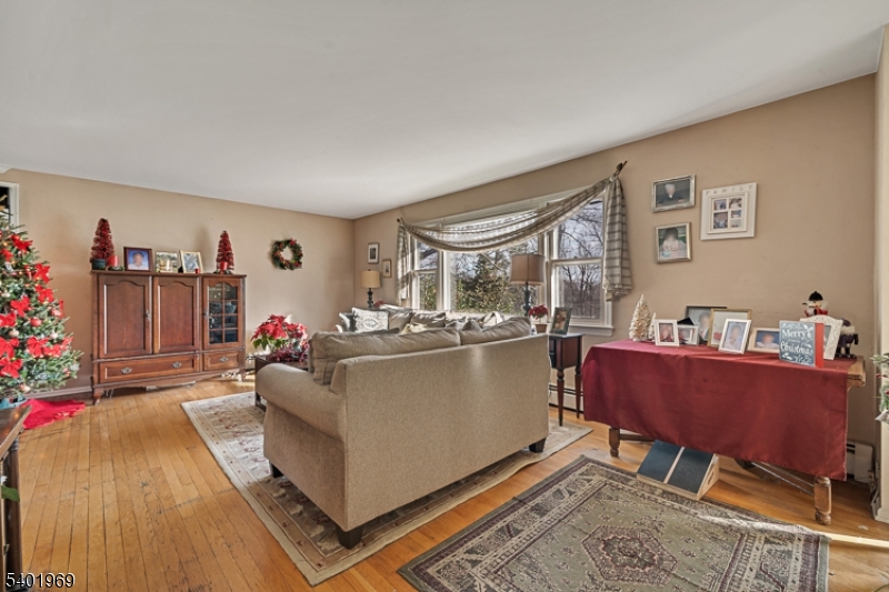 19 Ellsworth Ave