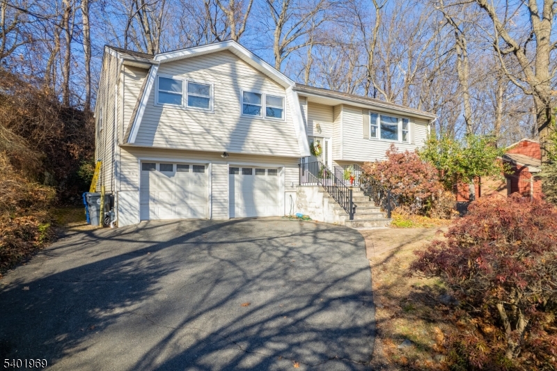 19 Ellsworth Ave