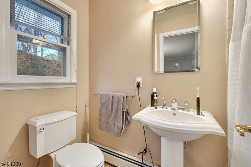 19 Ellsworth Ave