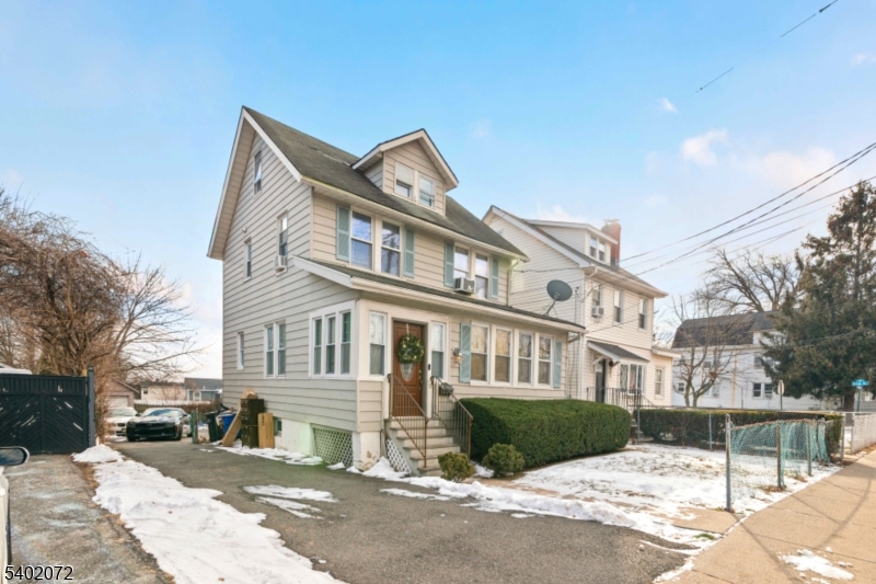 10 Harrison Ave