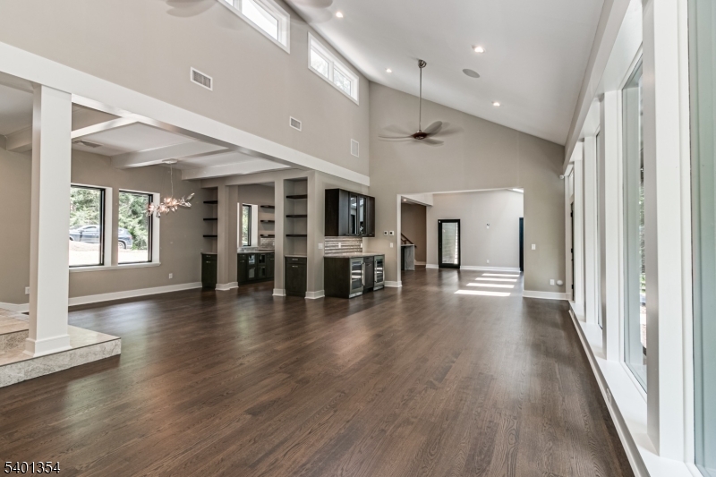 4 Harlow Pointe Cove