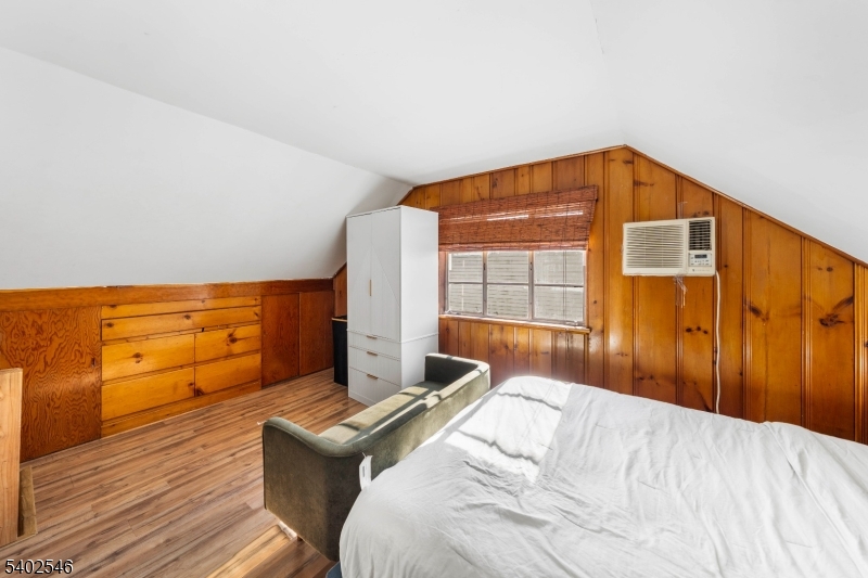 124 Hazley Ave