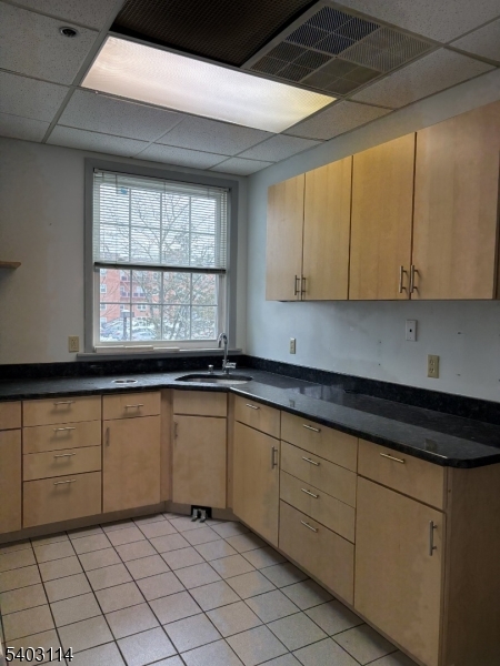 10 N Gaston Ave #6