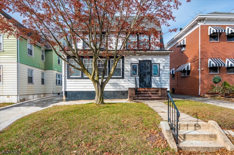 85 Hillcrest Ter
