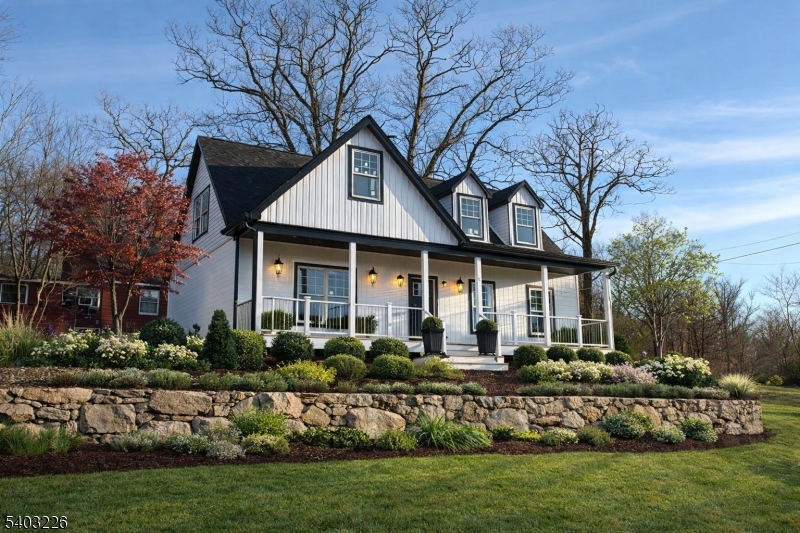 76 Lake Park Ter