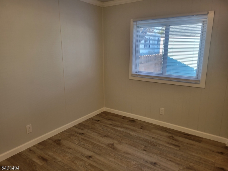 131 Douglas Dr