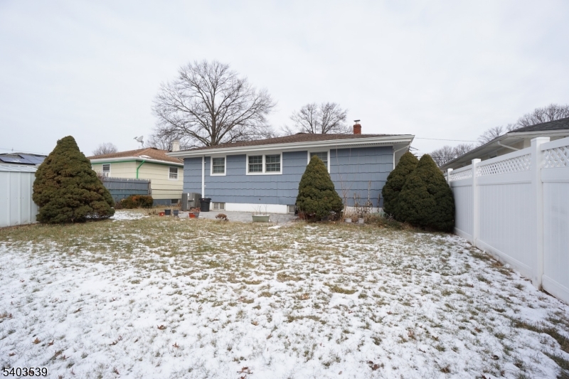 348 W Emerson Ave