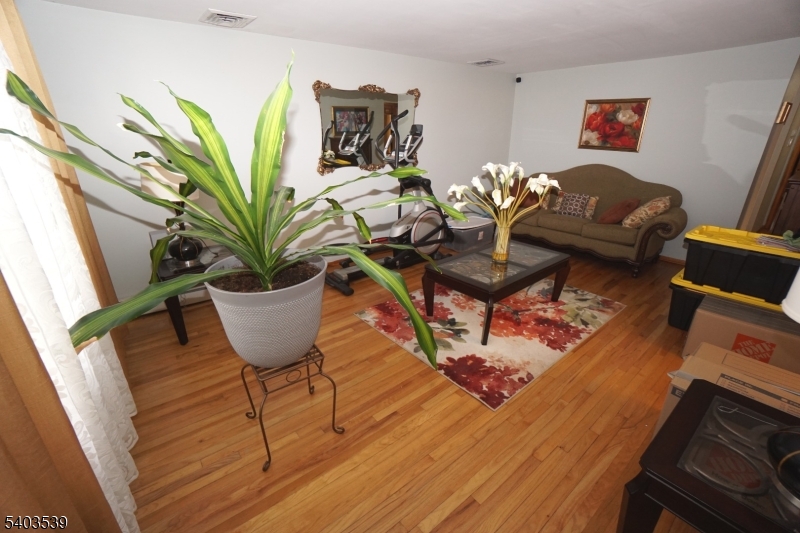 348 W Emerson Ave